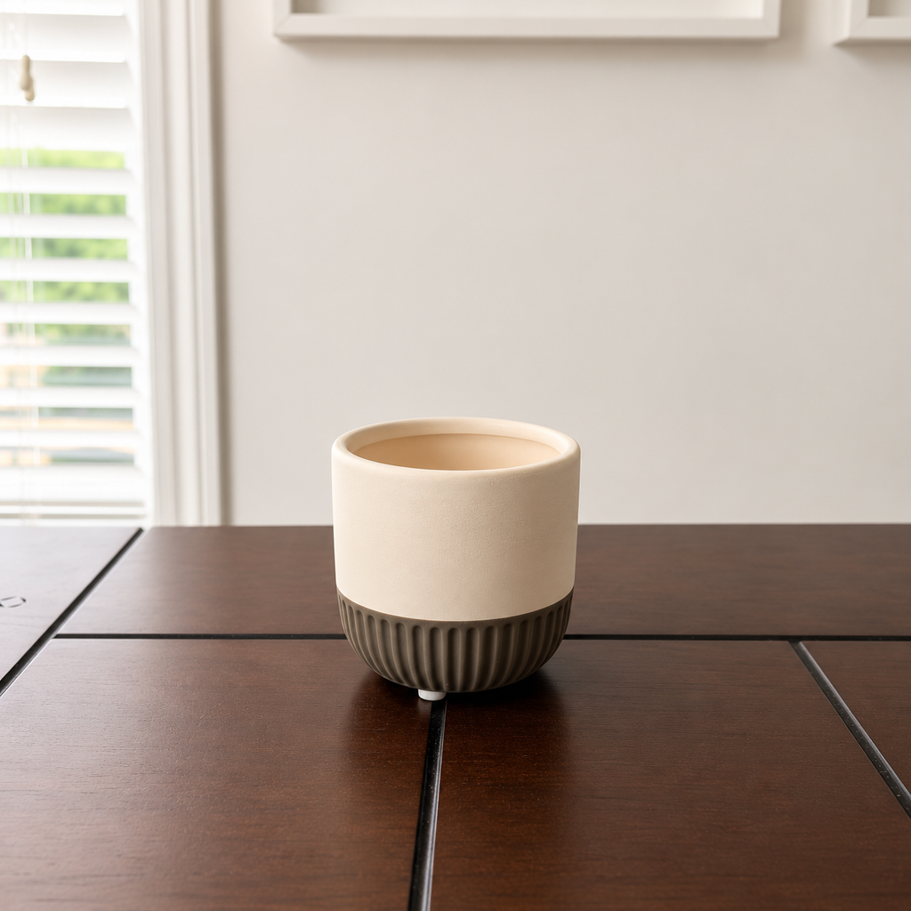 Mini cache-pot strié à la base – 2,75 po (pour petites plantes de 2,5 po)