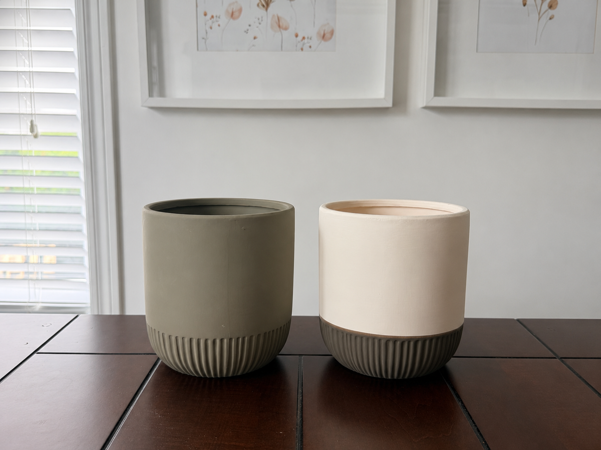 Cache-pot strié – 6,75 po (pour plantes de 6 po)