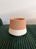 Cache-pot bicolore à pattes – 3,75 po (pour petites plantes de 3 à 3,5 po)